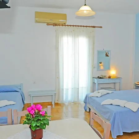 Tilemachos & Ξενοδοχείο με διαμερίσματα Αδάμας